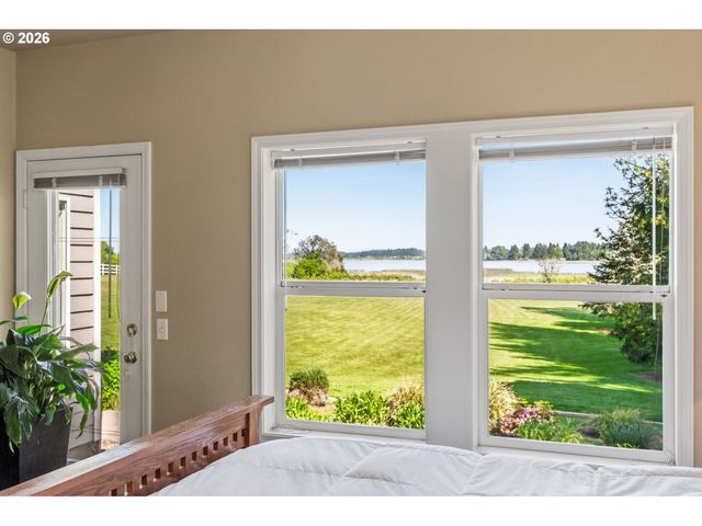 88467 TIMBERLINE Dr, Veneta, OR 97487