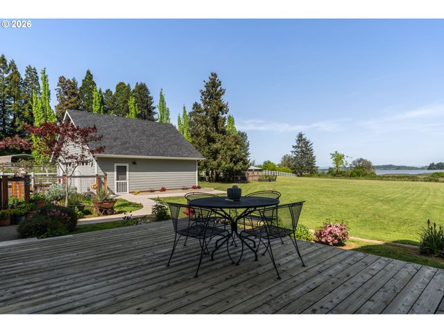 88467 TIMBERLINE Dr, Veneta, OR 97487