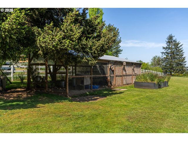 88467 TIMBERLINE Dr, Veneta, OR 97487