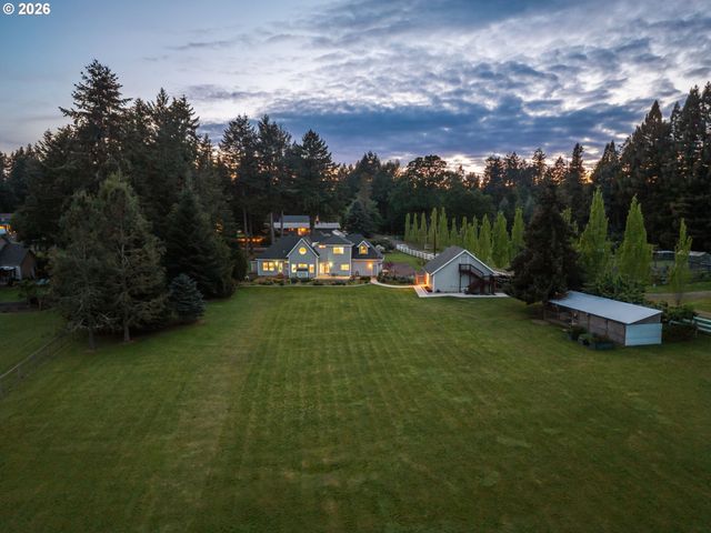 88467 TIMBERLINE Dr, Veneta, OR 97487