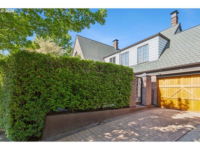 1111 Ne 37TH Ave, Portland, OR 97232