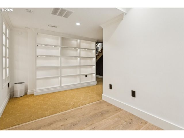 1111 Ne 37TH Ave, Portland, OR 97232