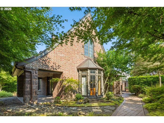 1111 Ne 37TH Ave, Portland, OR 97232