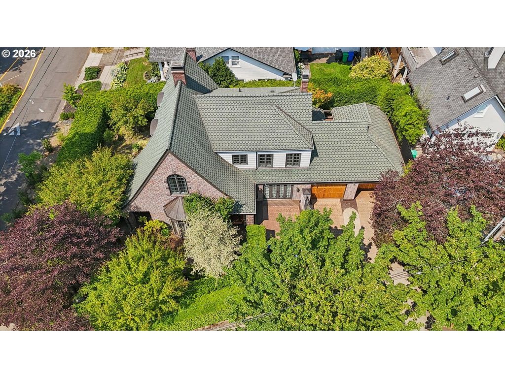 1111 Ne 37TH Ave, Portland, OR 97232