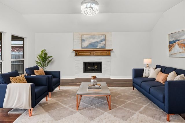 3017 Trinity Lakes Drive, Fort Worth, TX 76053