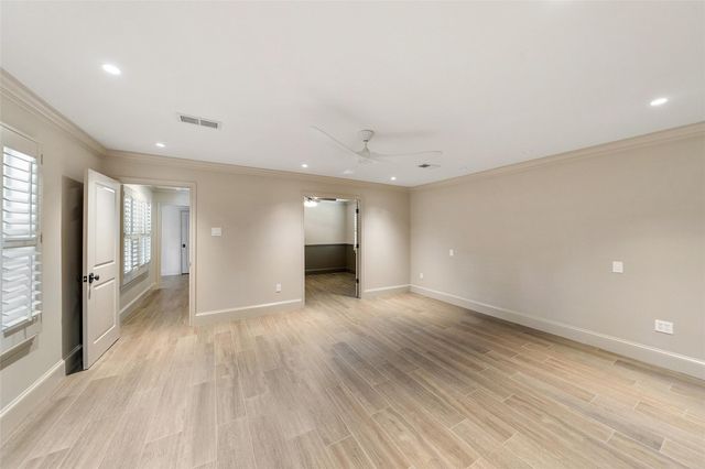 15219 Beacham Drive, Houston, TX 77070