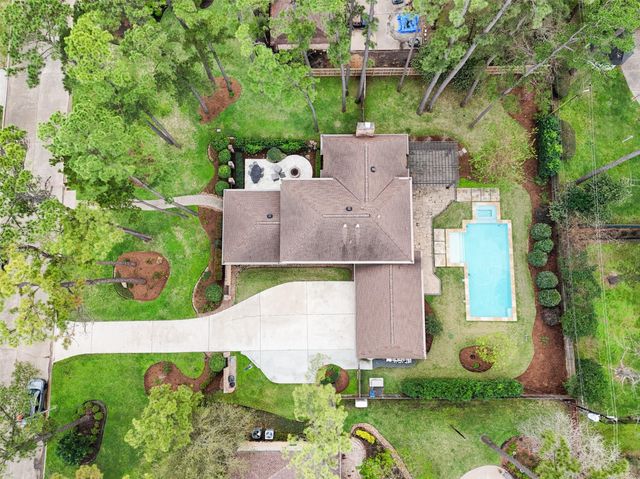 15219 Beacham Drive, Houston, TX 77070