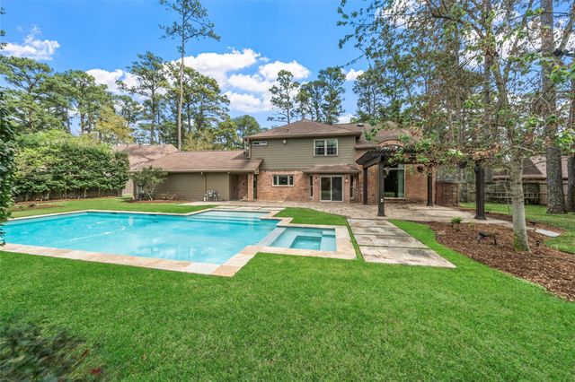 15219 Beacham Drive, Houston, TX 77070