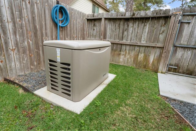 15219 Beacham Drive, Houston, TX 77070