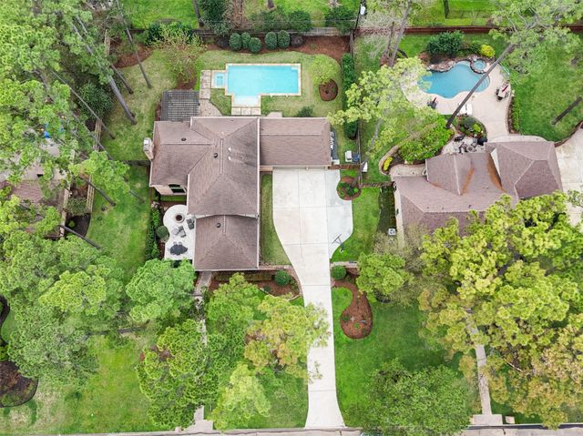 15219 Beacham Drive, Houston, TX 77070