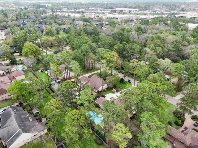 15219 Beacham Drive, Houston, TX 77070