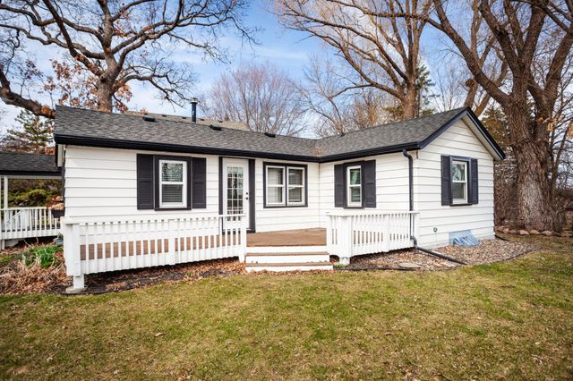 12210 28th Avenue N, Plymouth, MN 55441