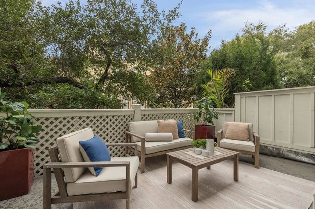 655 655 12th Street 120, Oakland, CA 94607