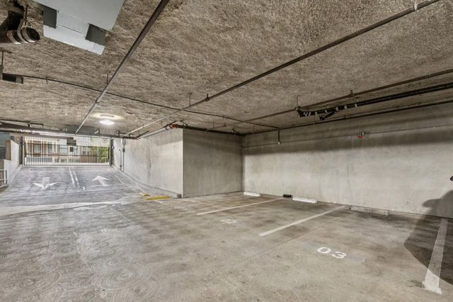 655 655 12th Street 120, Oakland, CA 94607