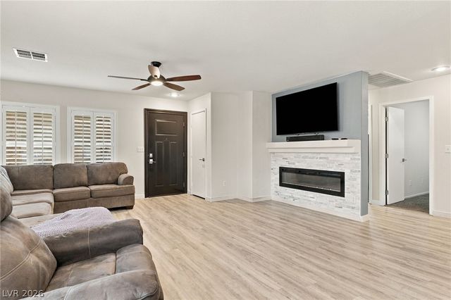 177 White Butte Street, Henderson, NV 89012