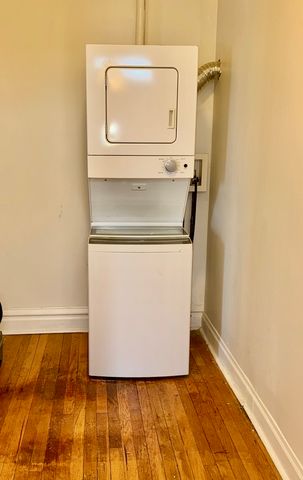 511 N Taylor Avenue 1F, Oak Park, IL 60302