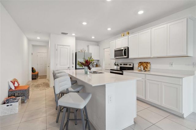 6404 SILVERSTAR DRIVE, Sarasota, FL 34240