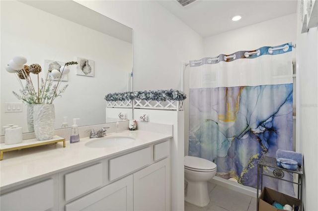 6404 SILVERSTAR DRIVE, Sarasota, FL 34240