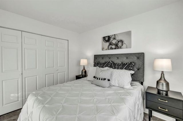350 Debus ST 124, Taylor, TX 76574