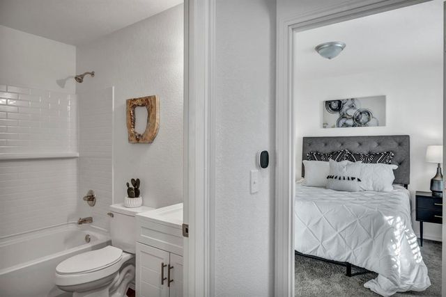 350 Debus ST 124, Taylor, TX 76574