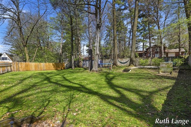 4738 Cranwood Avenue, Wyoming, MI 49509