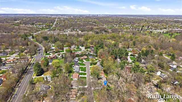 4738 Cranwood Avenue, Wyoming, MI 49509