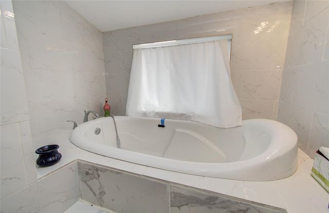 1016 E Capps Road, Livingston, TX 77351