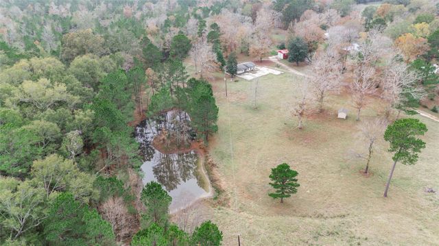 1016 E Capps Road, Livingston, TX 77351