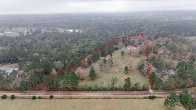 1016 E Capps Road, Livingston, TX 77351