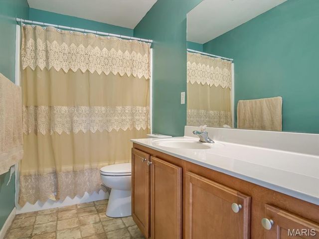 2023 Woodsong Way Ln Lane, Belleville, IL 62220