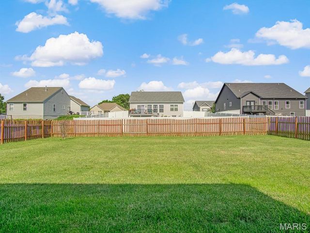 2023 Woodsong Way Ln Lane, Belleville, IL 62220