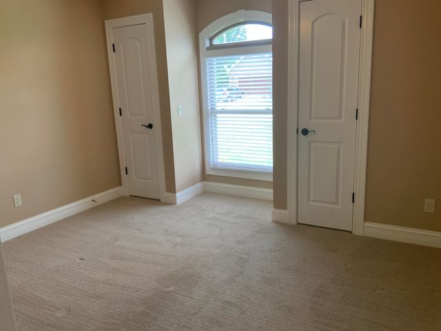 194 E Saddlebrook Drive, Somerset, KY 42503