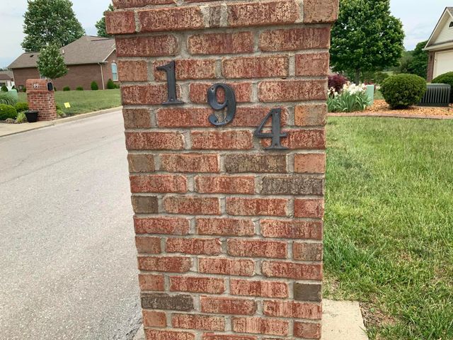 194 E Saddlebrook Drive, Somerset, KY 42503