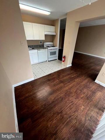 207 PLAYA DEL SOL, Cherry Hill, NJ 08002