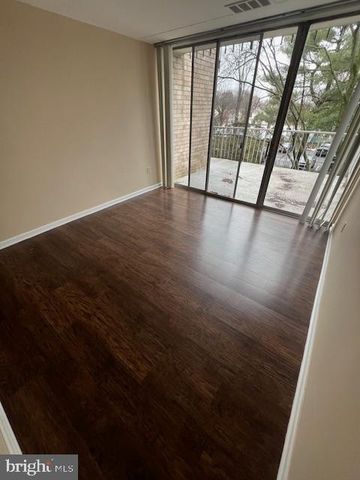 207 PLAYA DEL SOL, Cherry Hill, NJ 08002