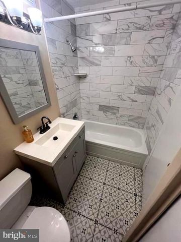 207 PLAYA DEL SOL, Cherry Hill, NJ 08002