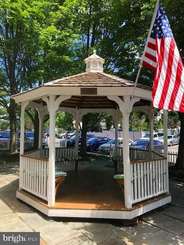 207 PLAYA DEL SOL, Cherry Hill, NJ 08002