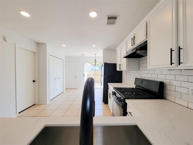 6108 Elton Knolls Street, Katy, TX 77449