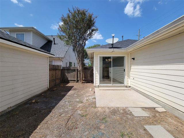 6108 Elton Knolls Street, Katy, TX 77449