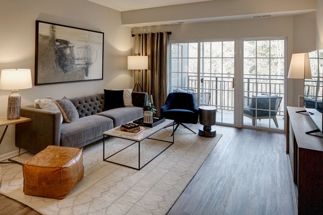 1155 Museum Boulevard 03-0703, Vernon Hills, IL 60061