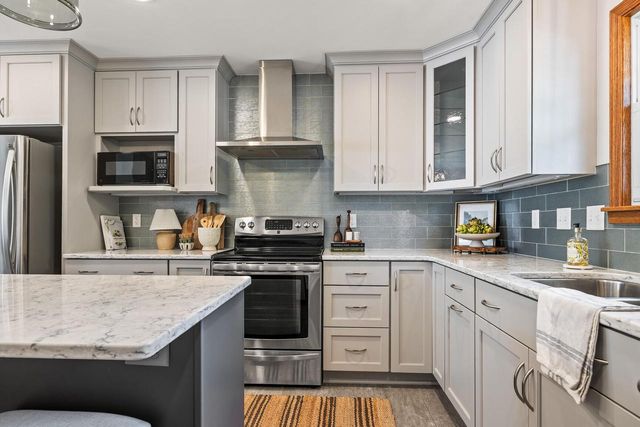 1231 Niagara STREET, Waukesha, WI 53186