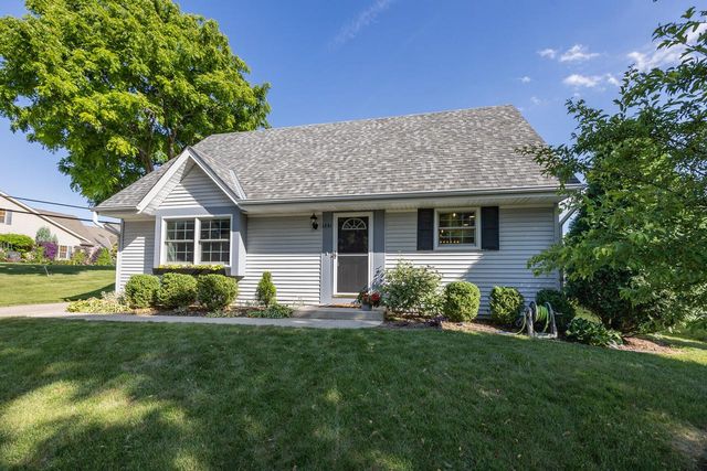 1231 Niagara STREET, Waukesha, WI 53186