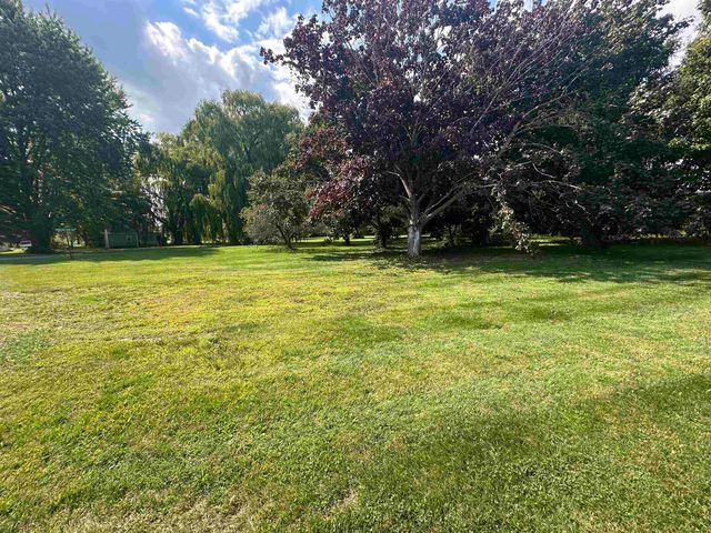 3 Mountain View, Grand Isle, VT 05458