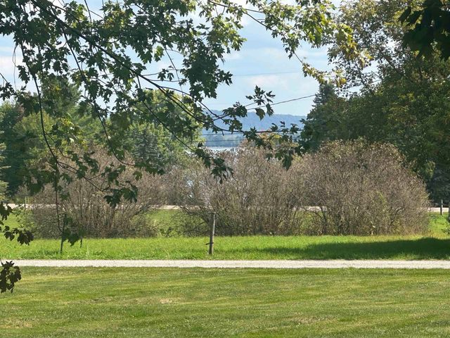 3 Mountain View, Grand Isle, VT 05458