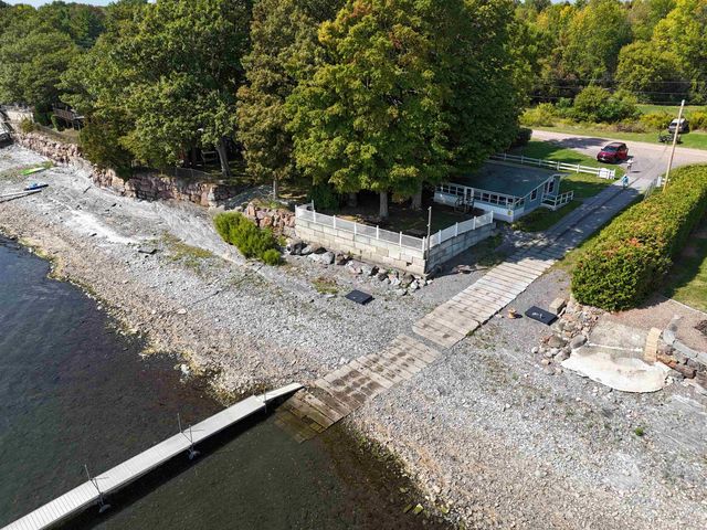 3 Mountain View, Grand Isle, VT 05458