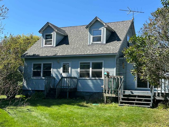 3 Mountain View, Grand Isle, VT 05458