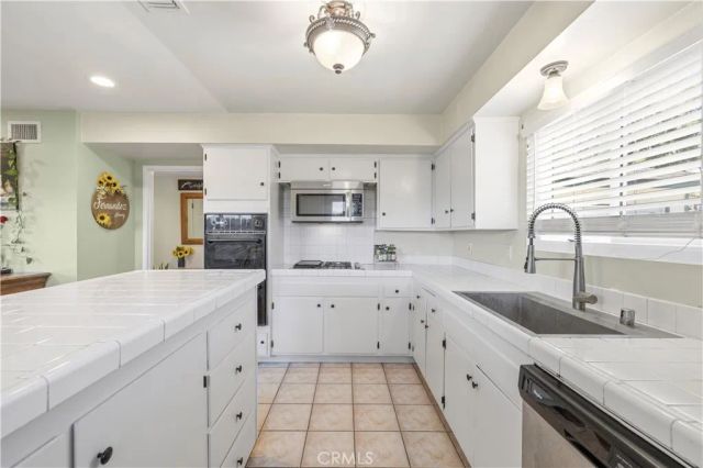 27951 Carvel Drive, Canyon Country, CA 91351