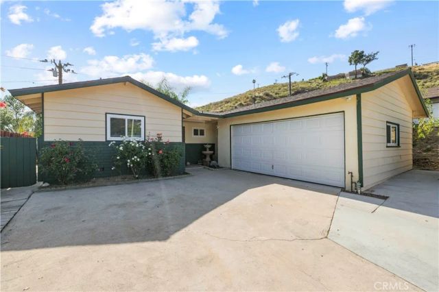 27951 Carvel Drive, Canyon Country, CA 91351