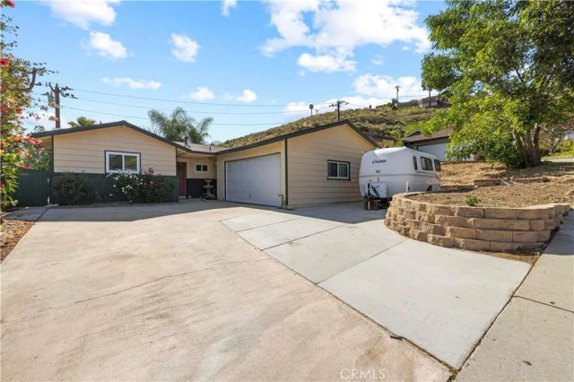 27951 Carvel Drive, Canyon Country, CA 91351