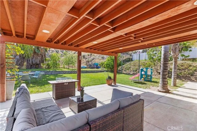 27951 Carvel Drive, Canyon Country, CA 91351